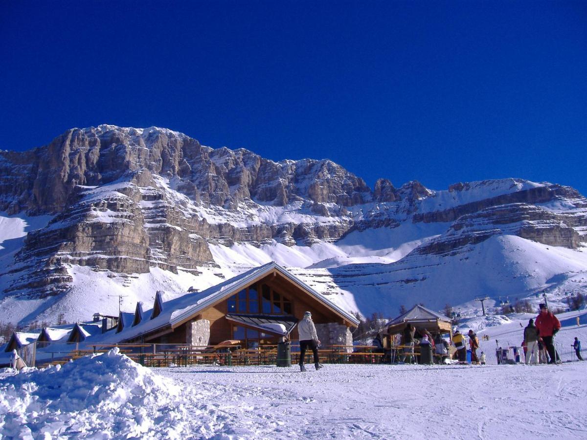 Spinale Casa In Centro, Arrivi Con Gli Sci! Sanificazione A Vapore Madonna Exterior foto
